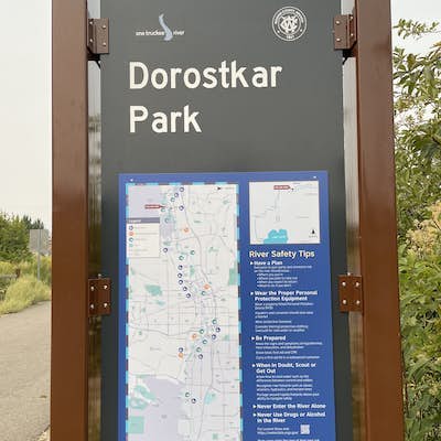 Dorostkar Park Nature Trail