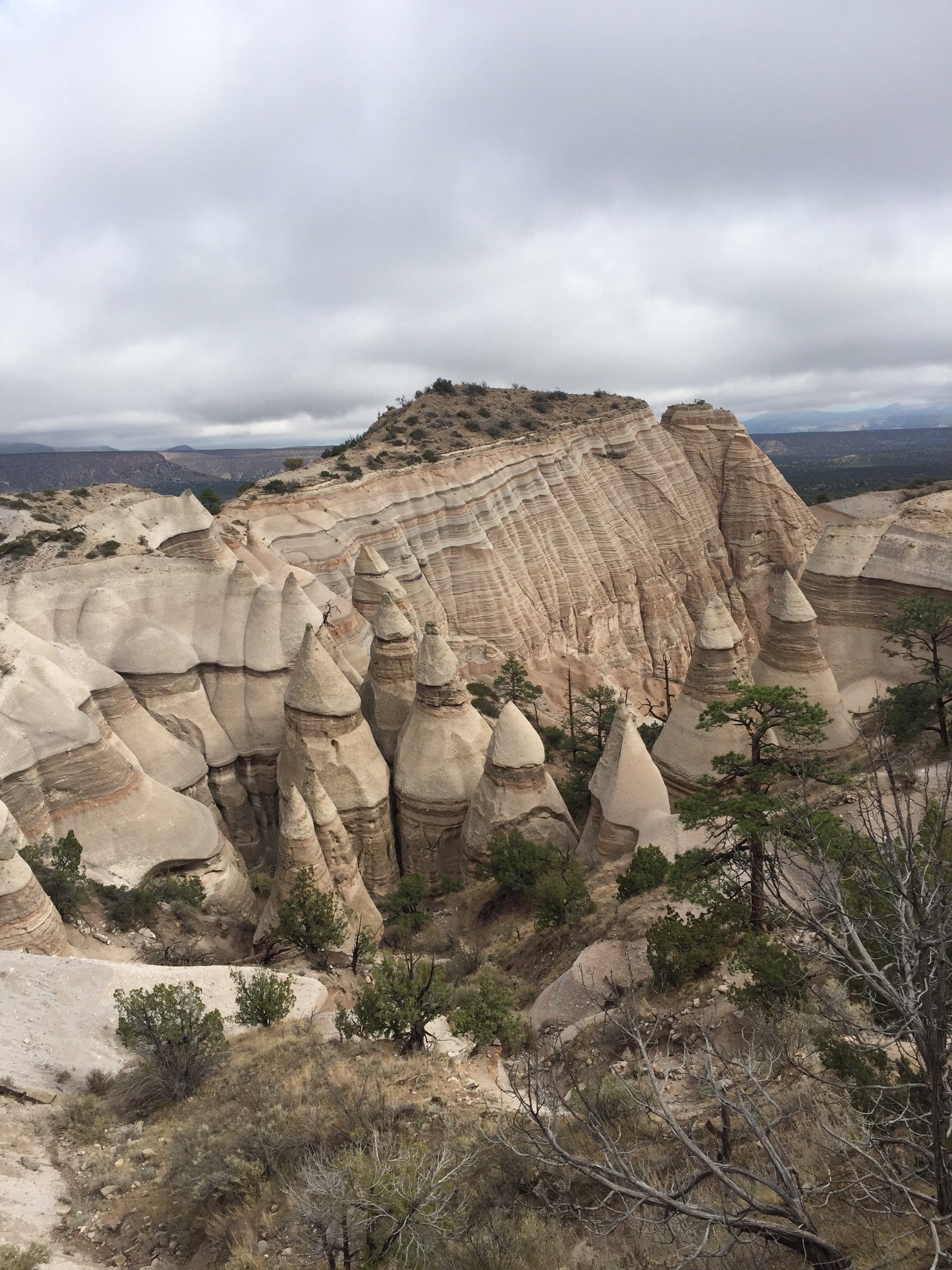 Kasha-Katuwe Tent Rocks National Monument (CLOSED)
