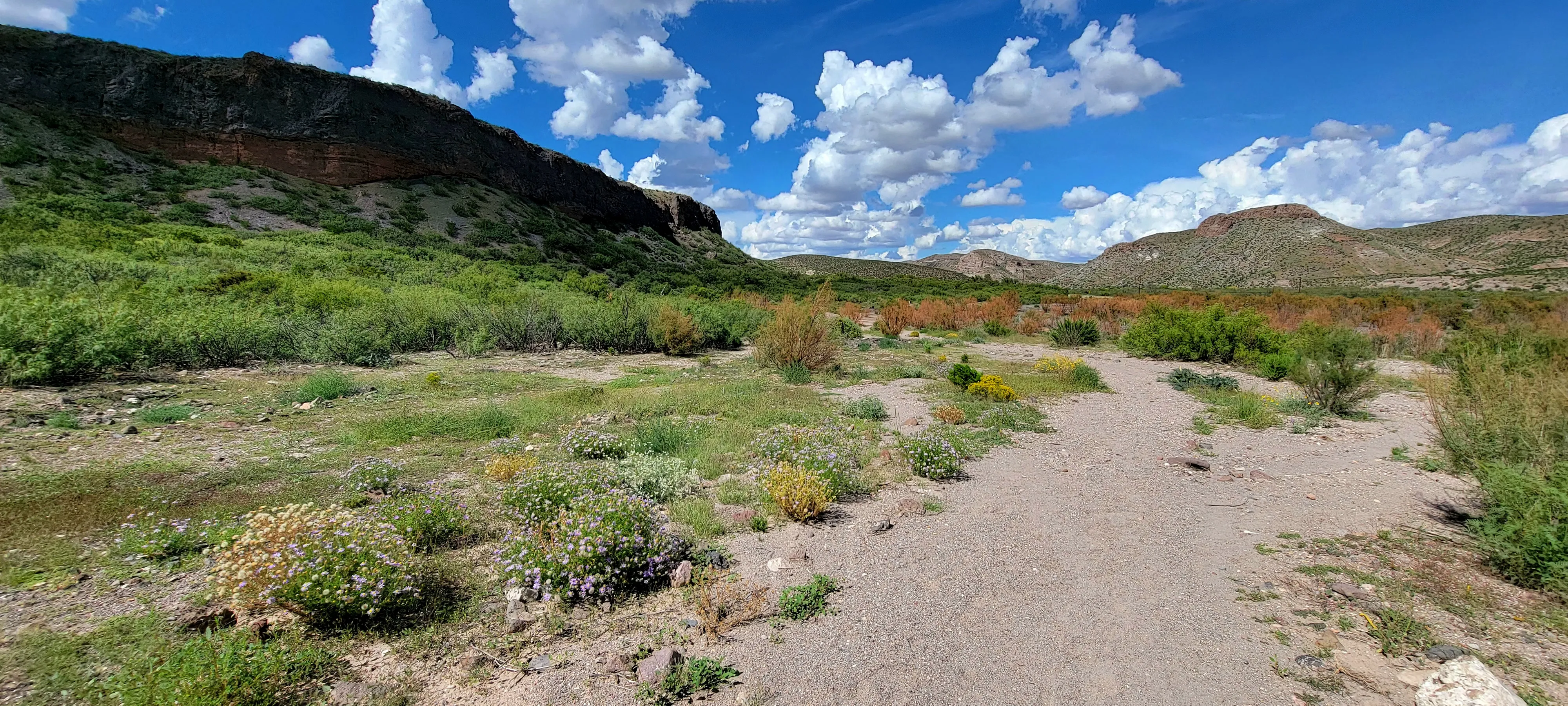 Hike the Leasburg Slot Canyon