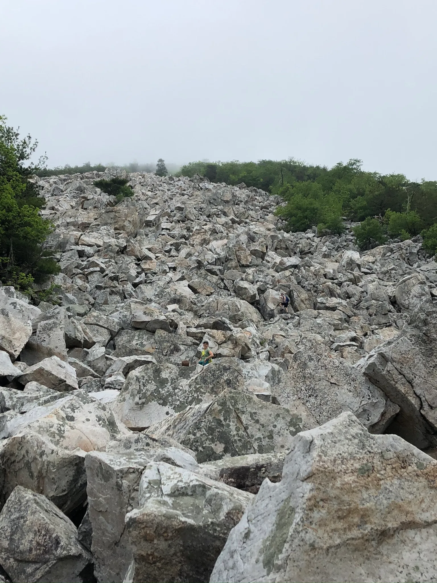 Hike Devil's Marbleyard 