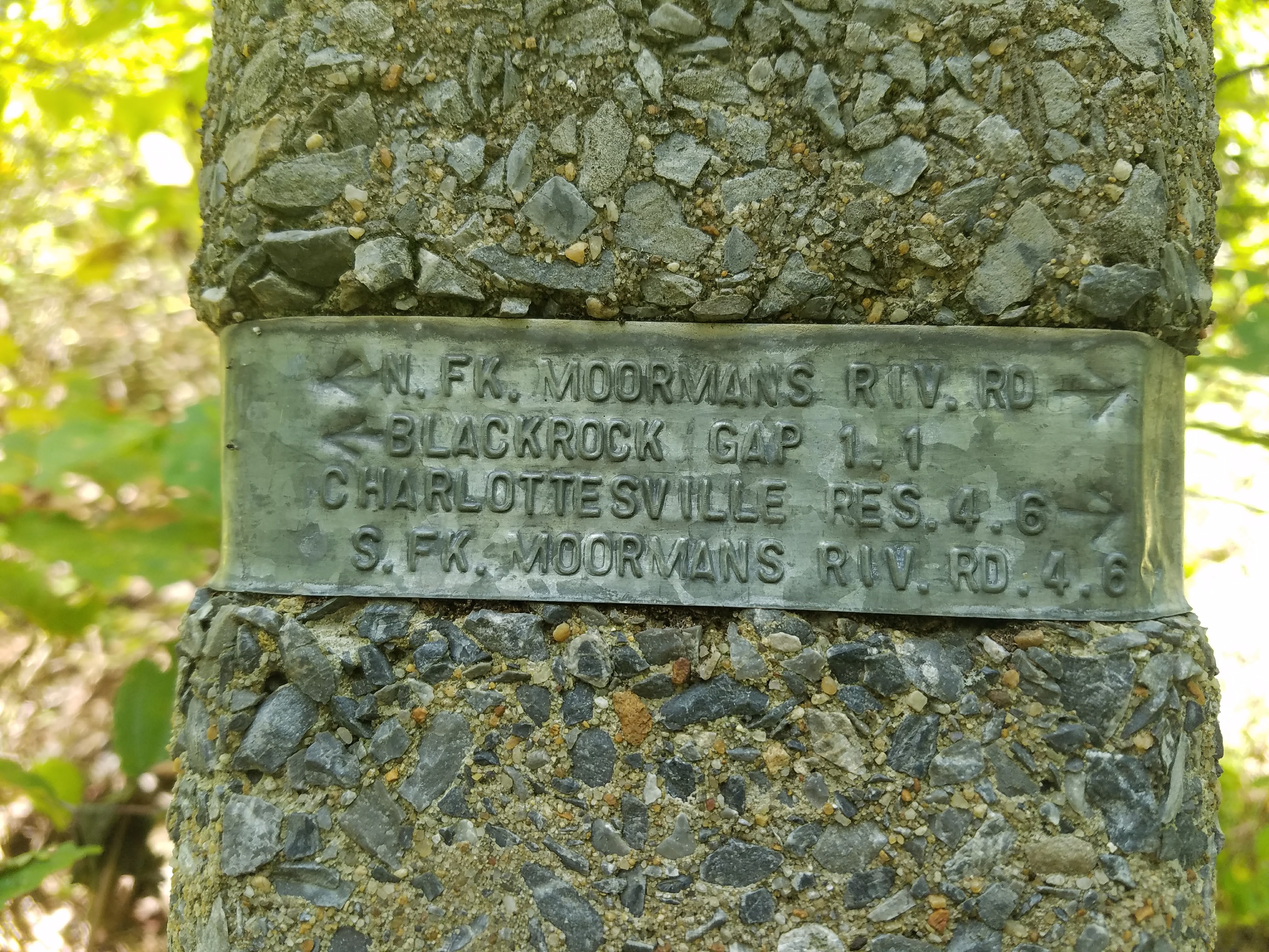 Hike Moorman's River