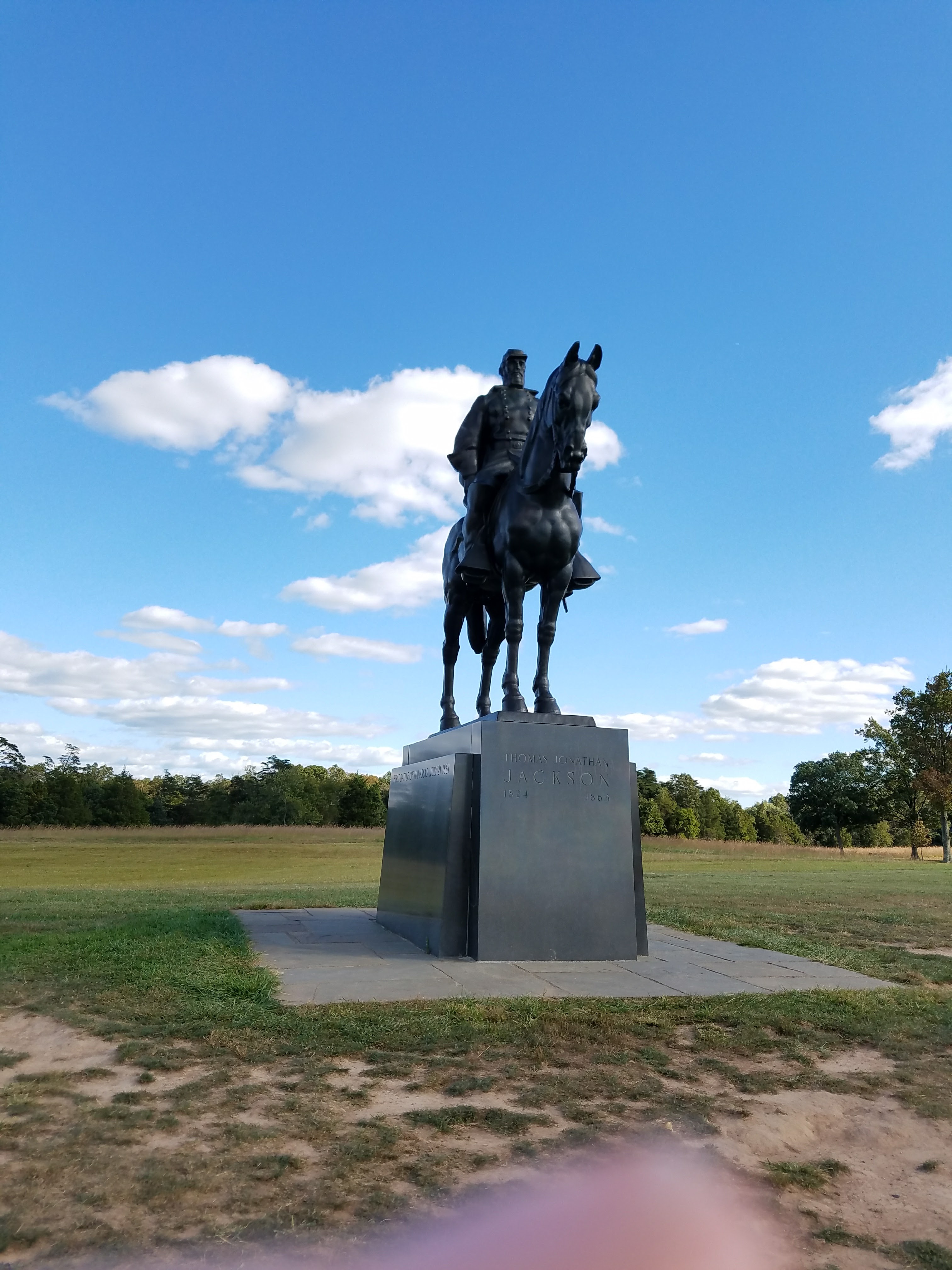 Hike and Explore Bull Run Battlefield