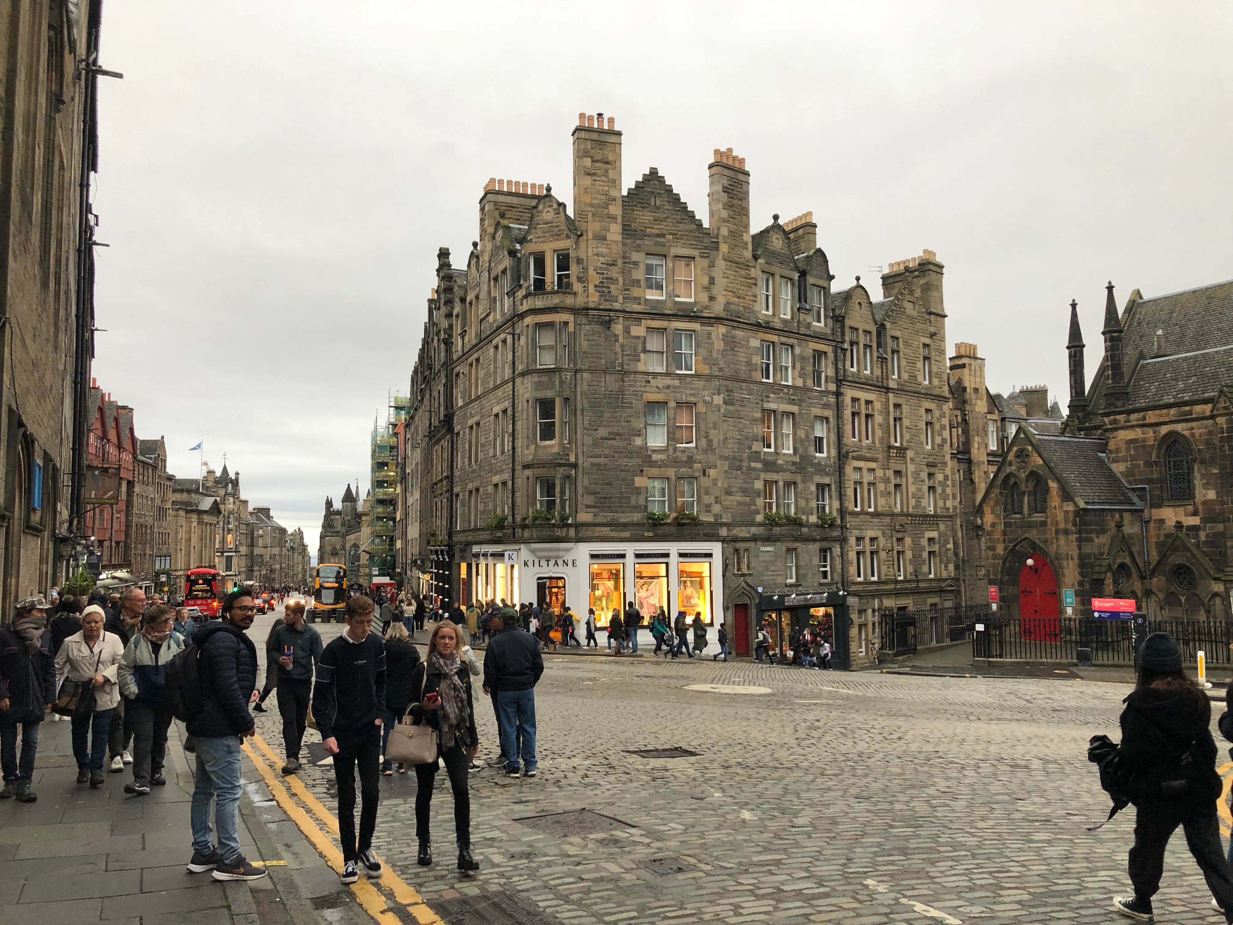 Stroll Victoria Street 