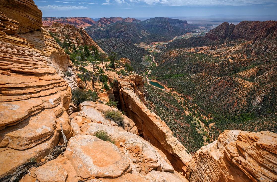 Water Canyon Arch (Eye of the Heavens)