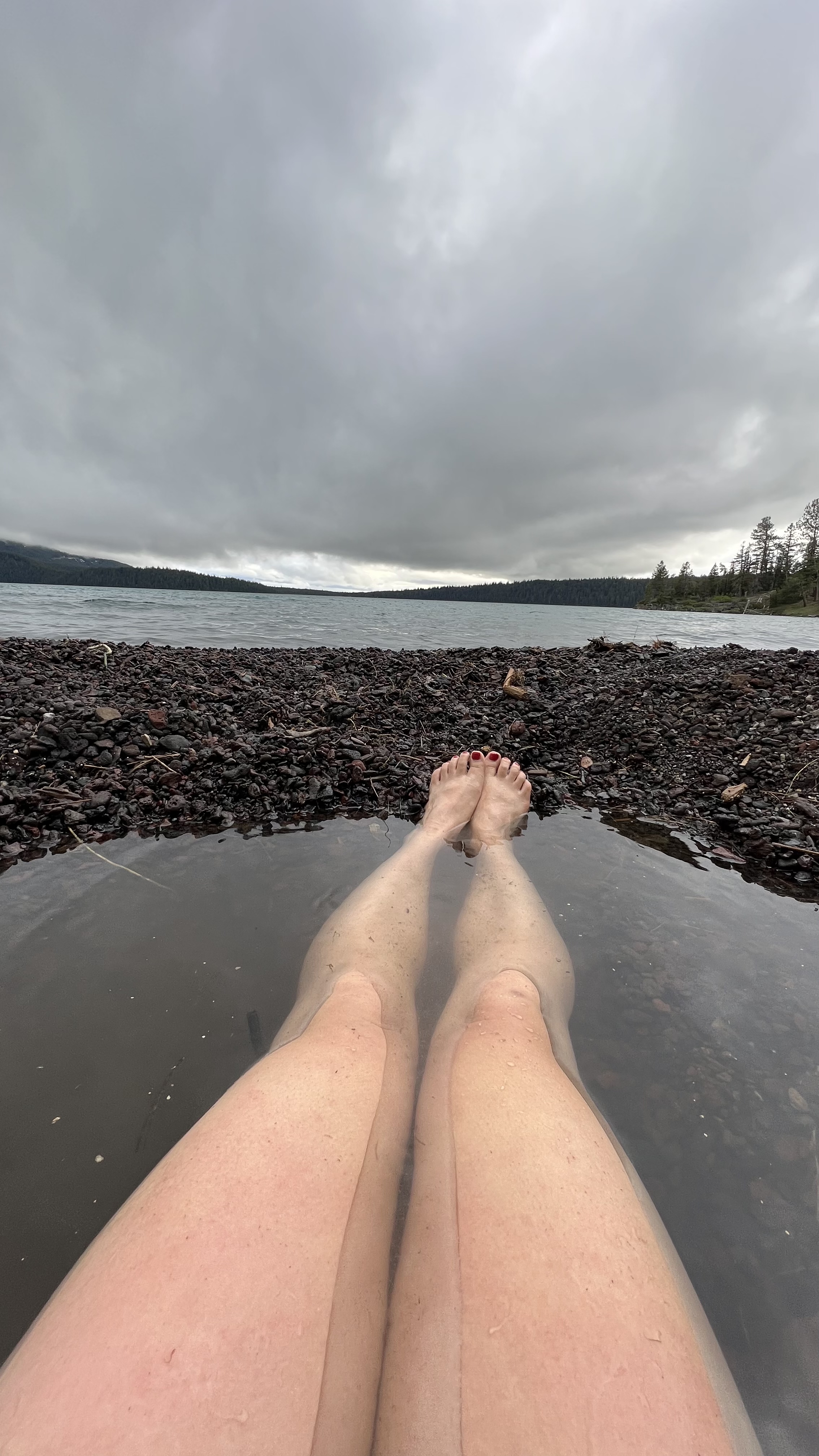 Hike to Paulina Lake Hot Springs