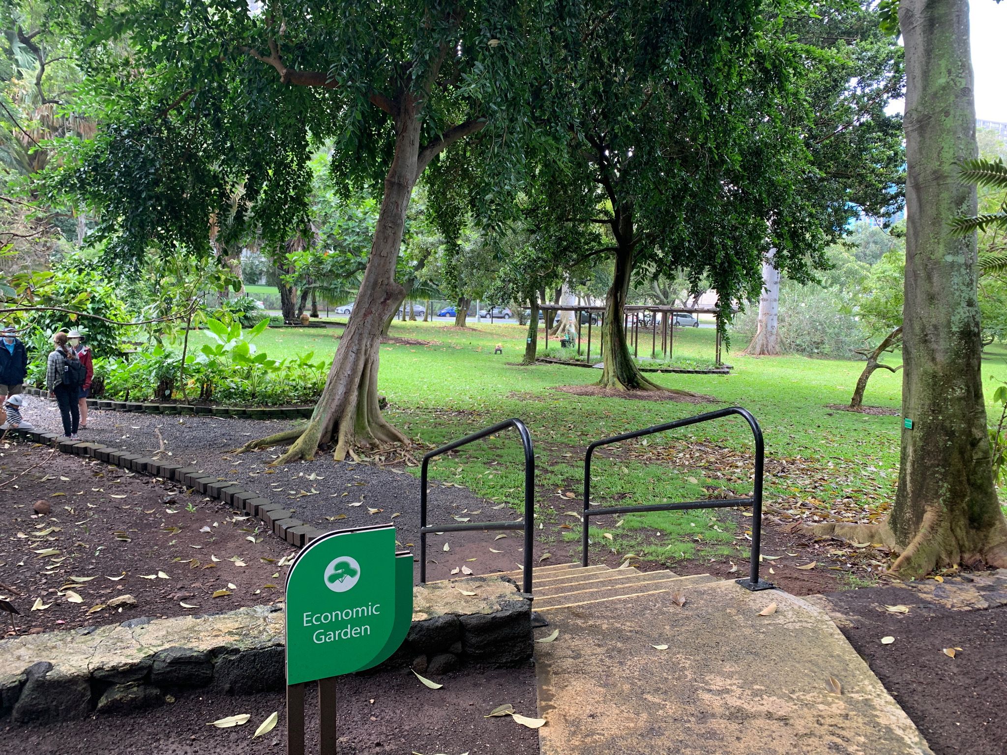 Foster Botanical Garden