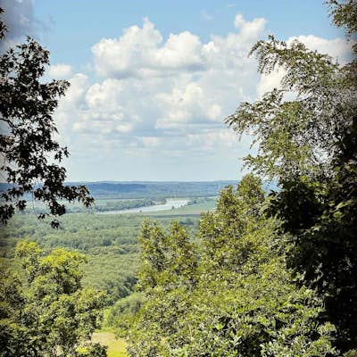 Hike to Inspiration Point at LaRue Pine Hills
