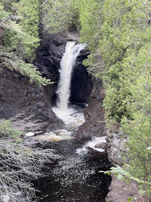 Cascade Falls via Superior Hiking Trail