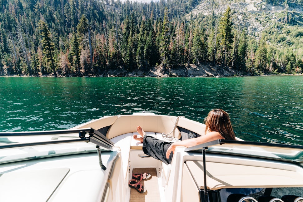 zephyr cove boat cruise