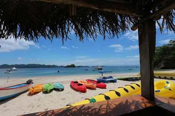 Isla Tortuga Adventure