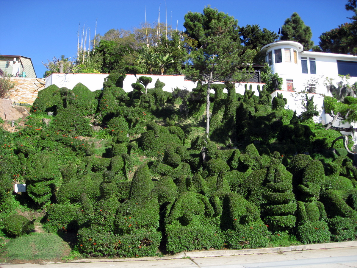 Harper's Topiary Garden