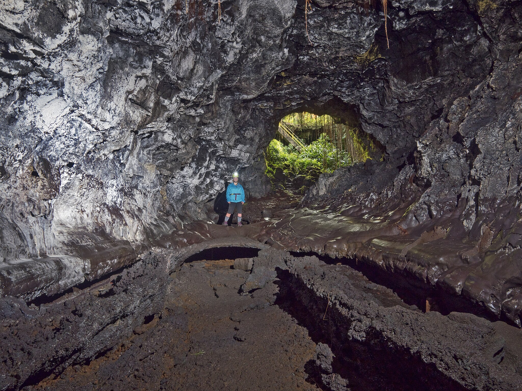 Makua Cave (Kaneana Cave)