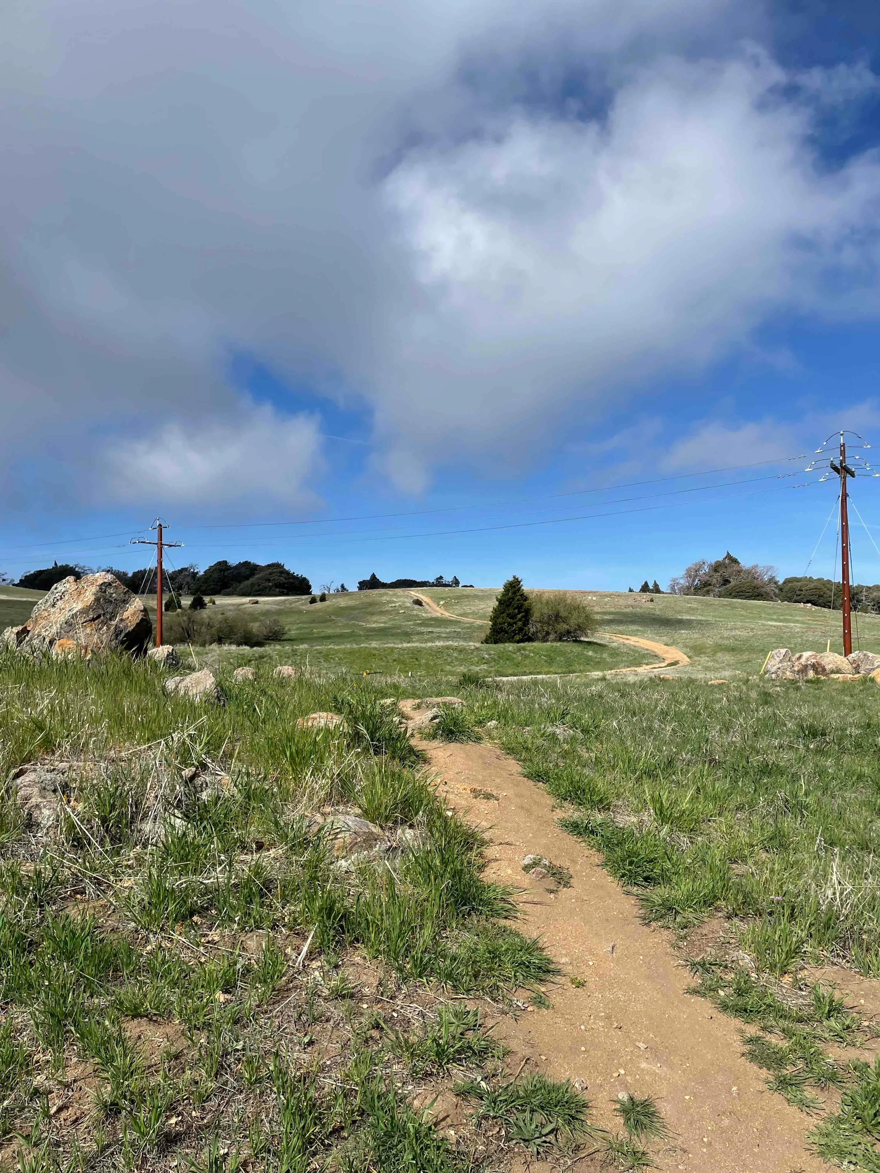 Volcan Mountain Trail