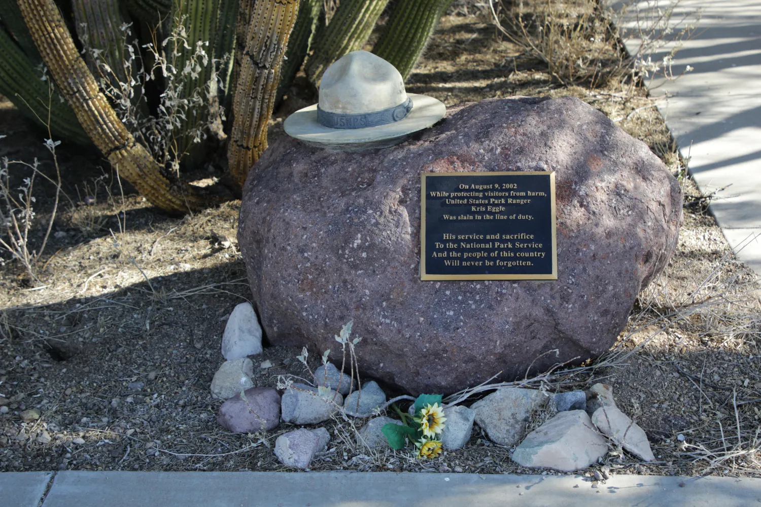 Arch Canyon Trail