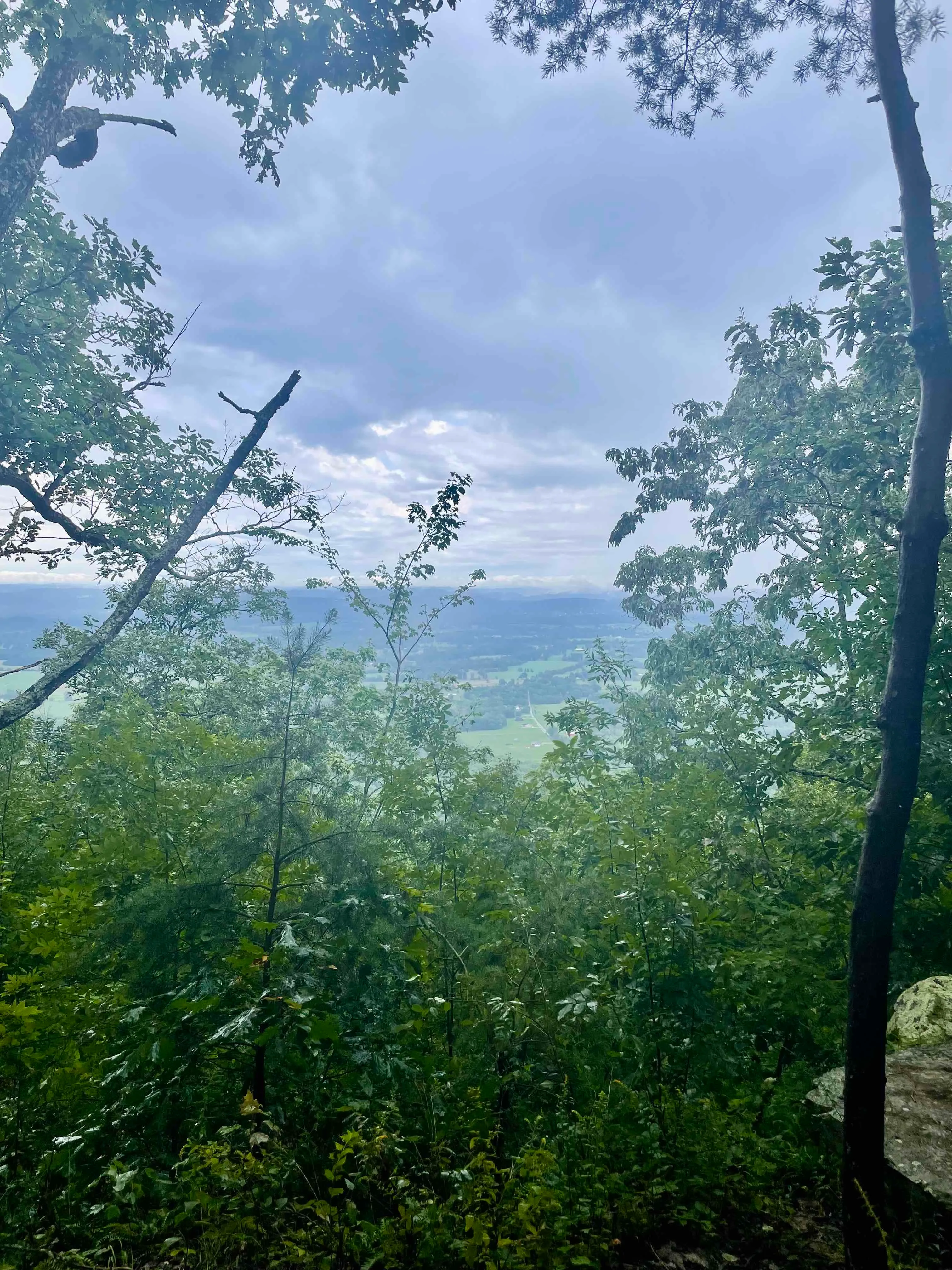 Hike House Mountain, TN