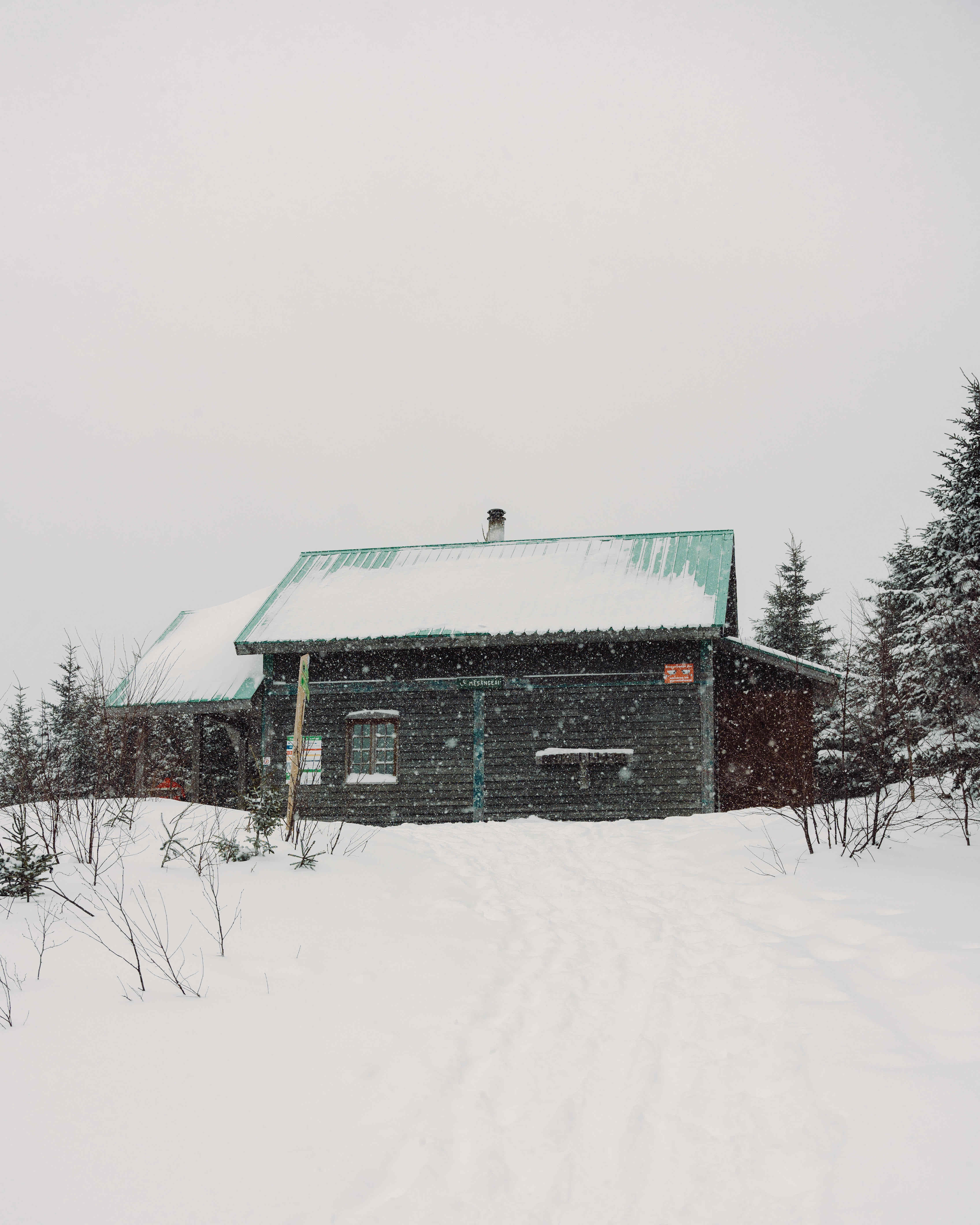 Refuge Mésangeai via Montagne Noir