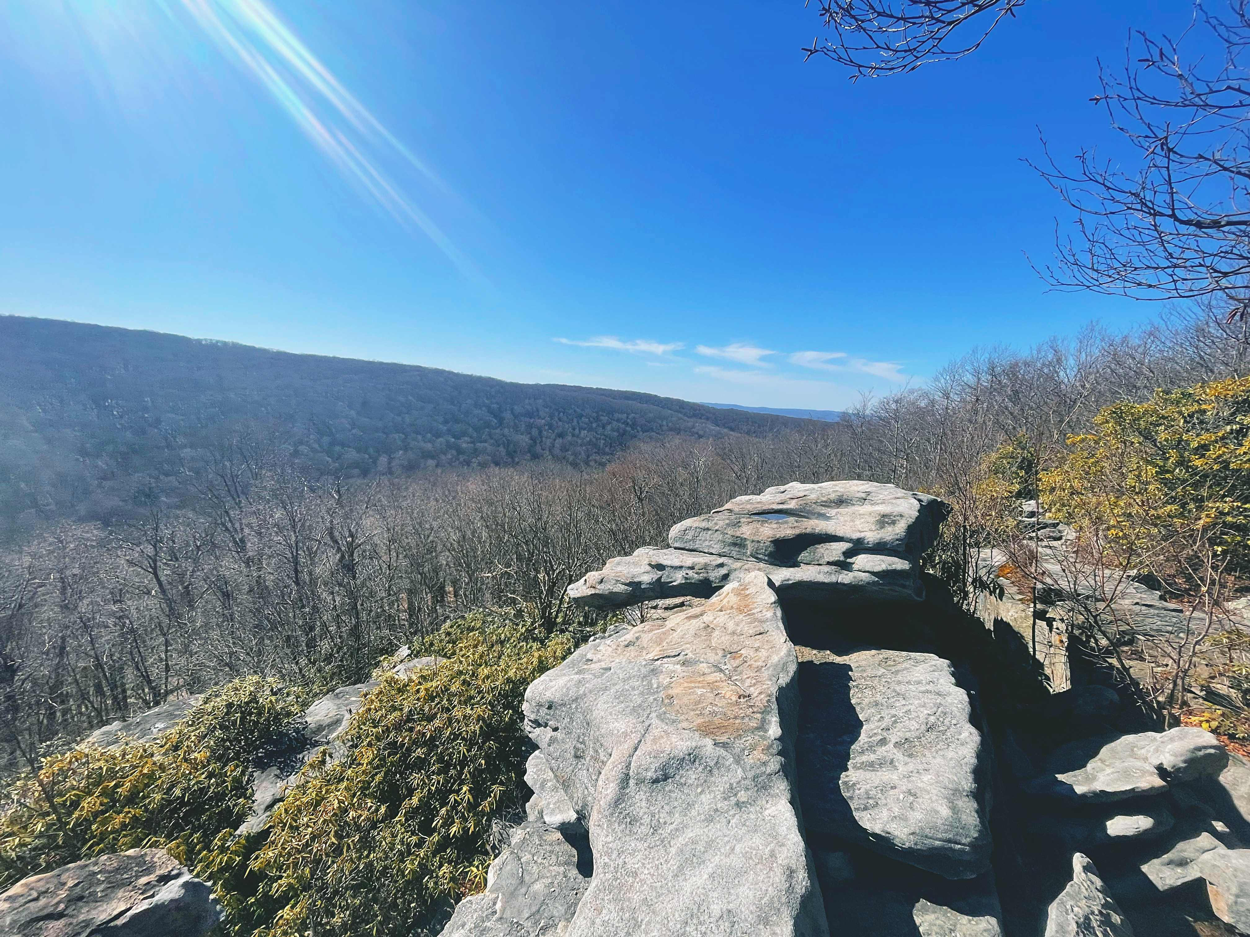 Hike to Wolf Rocks
