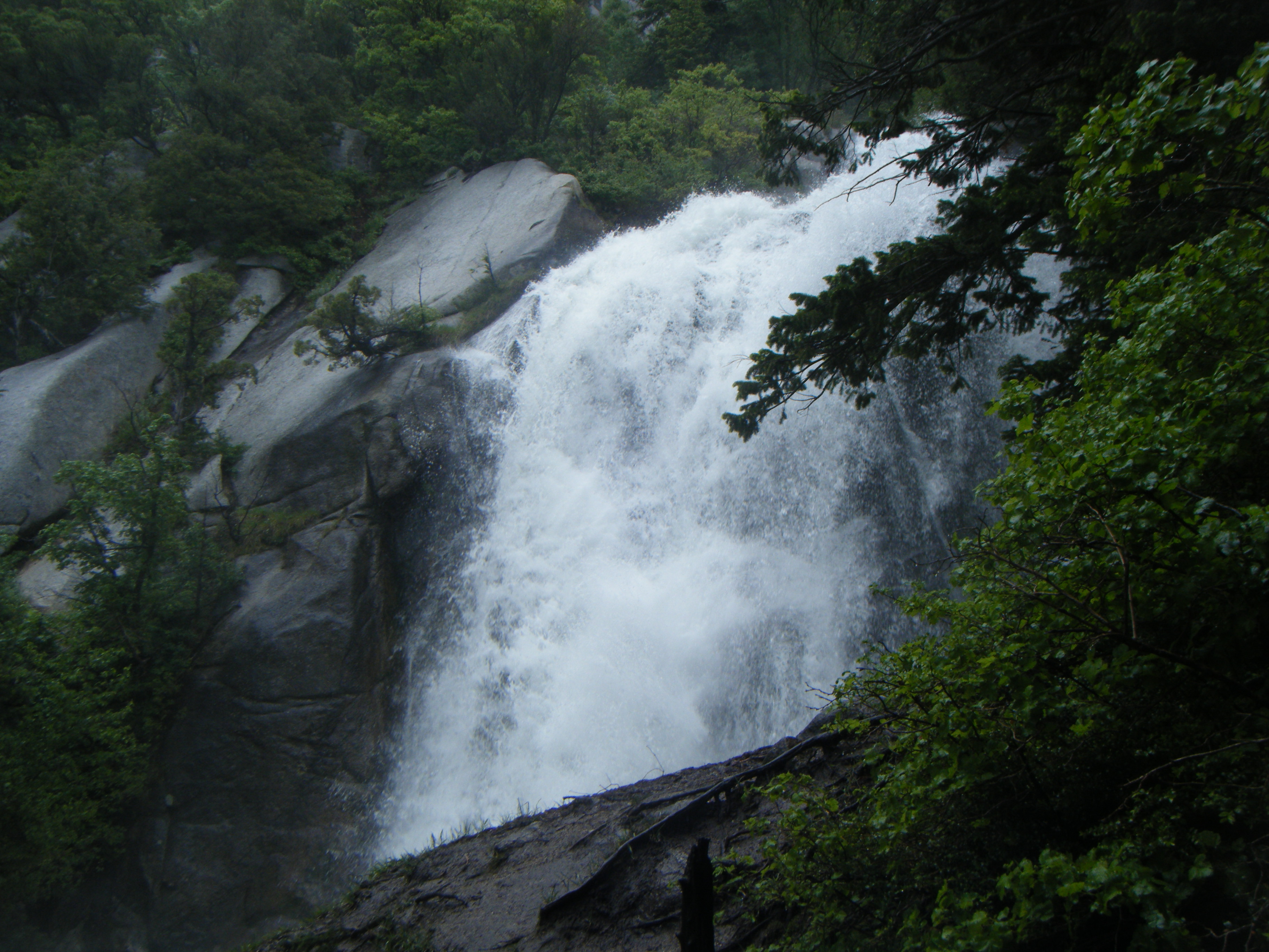 Hike Bell Canyon