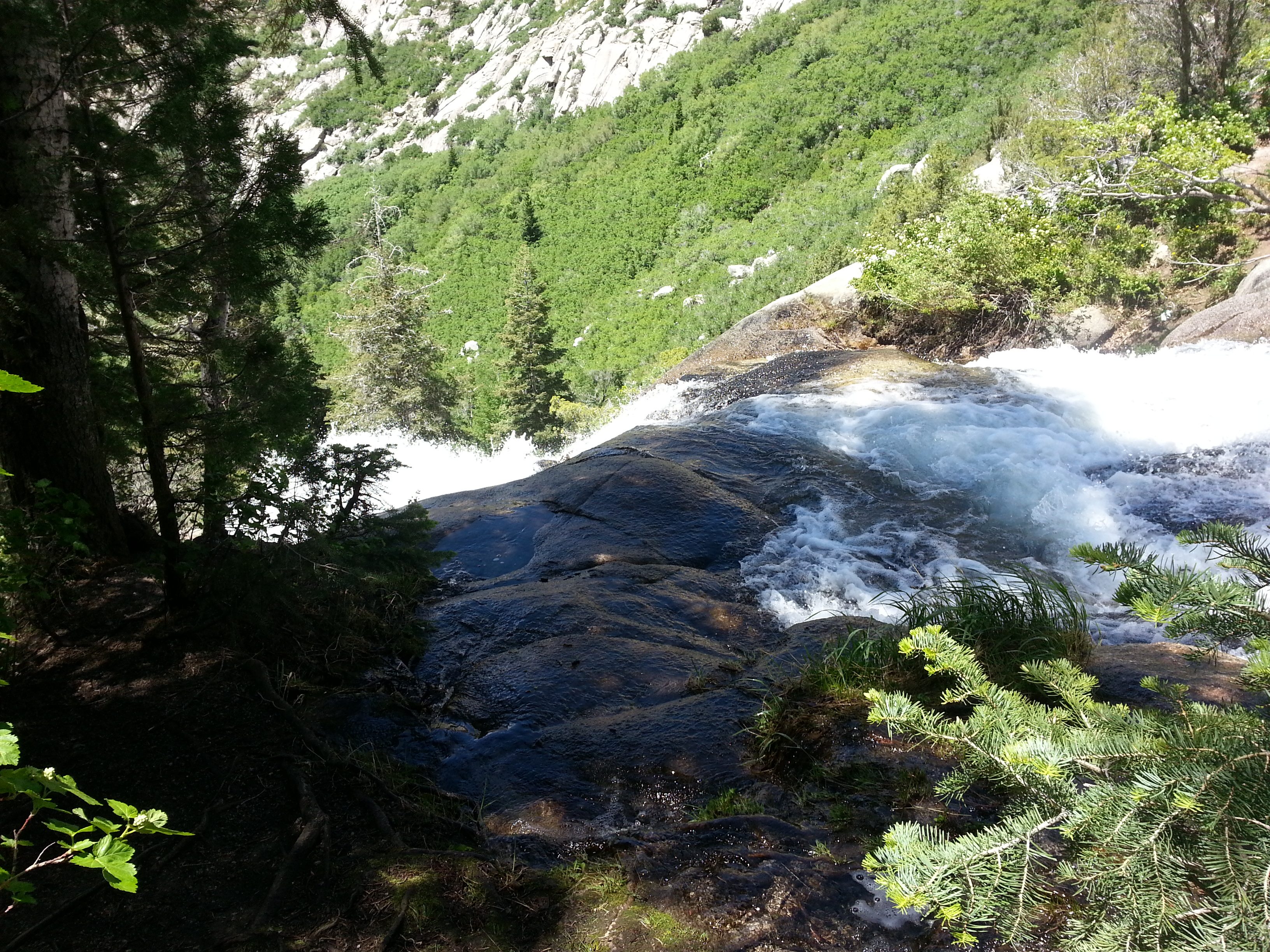 Hike Bell Canyon