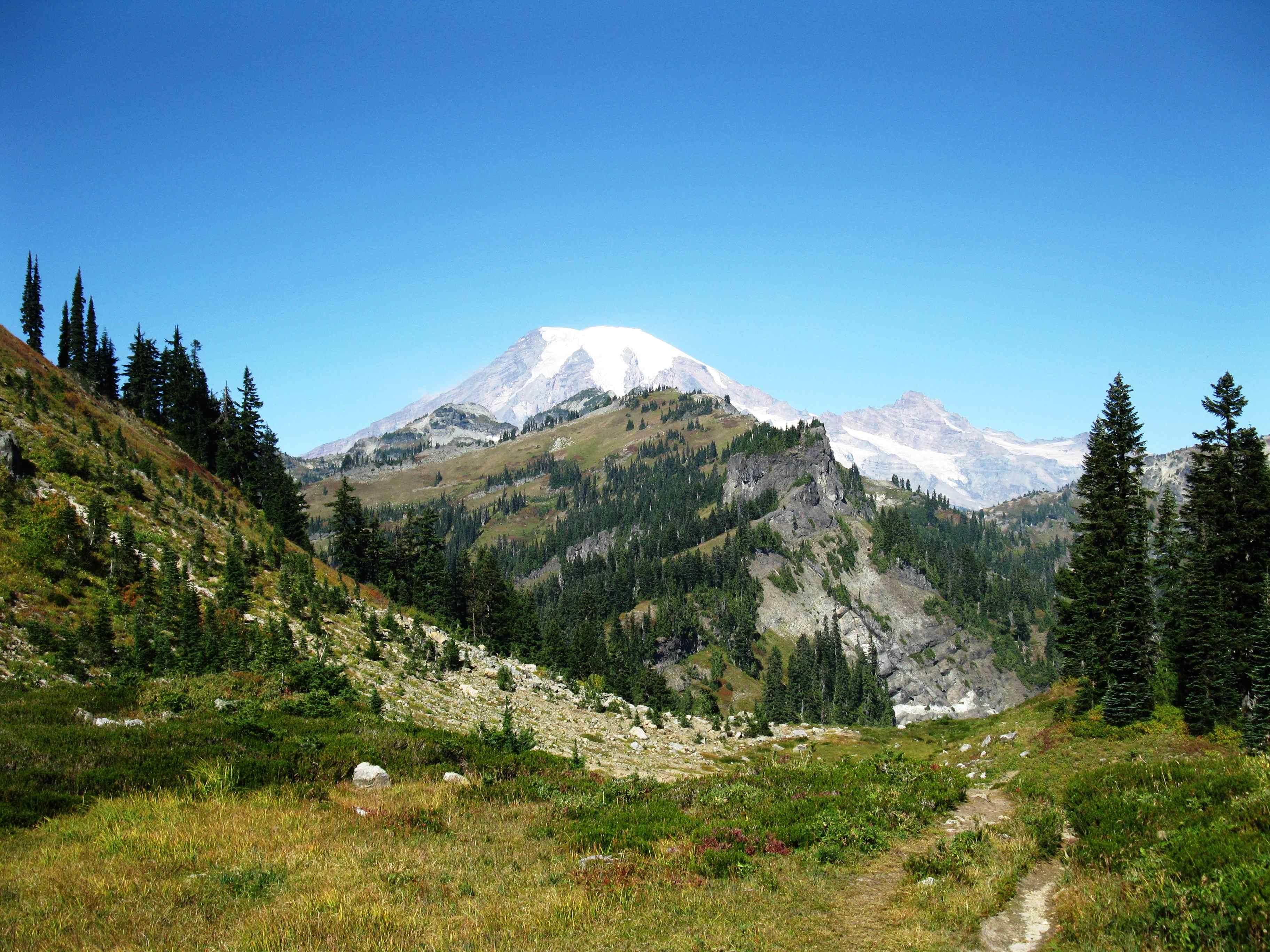 Hike and Fish the Tatoosh Lakes 
