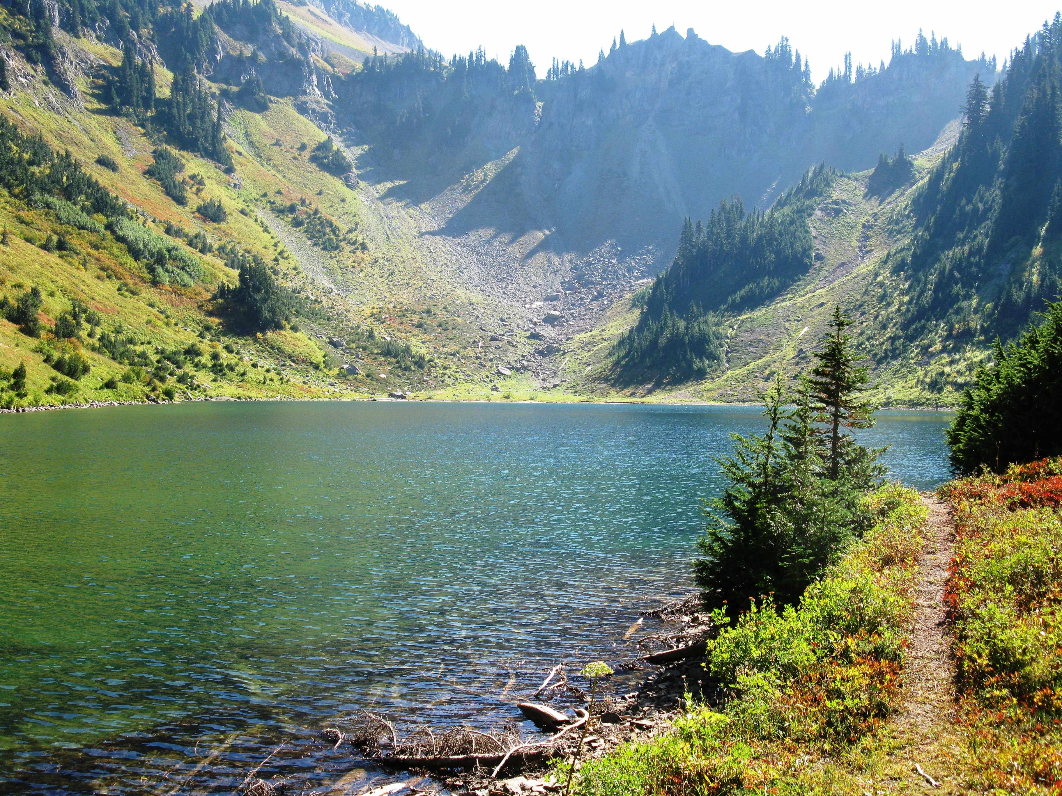 Hike and Fish the Tatoosh Lakes 