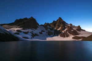 Broken Top Trail to No Name Lake