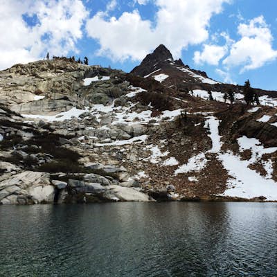 Hike to Lower Monarch Lake 
