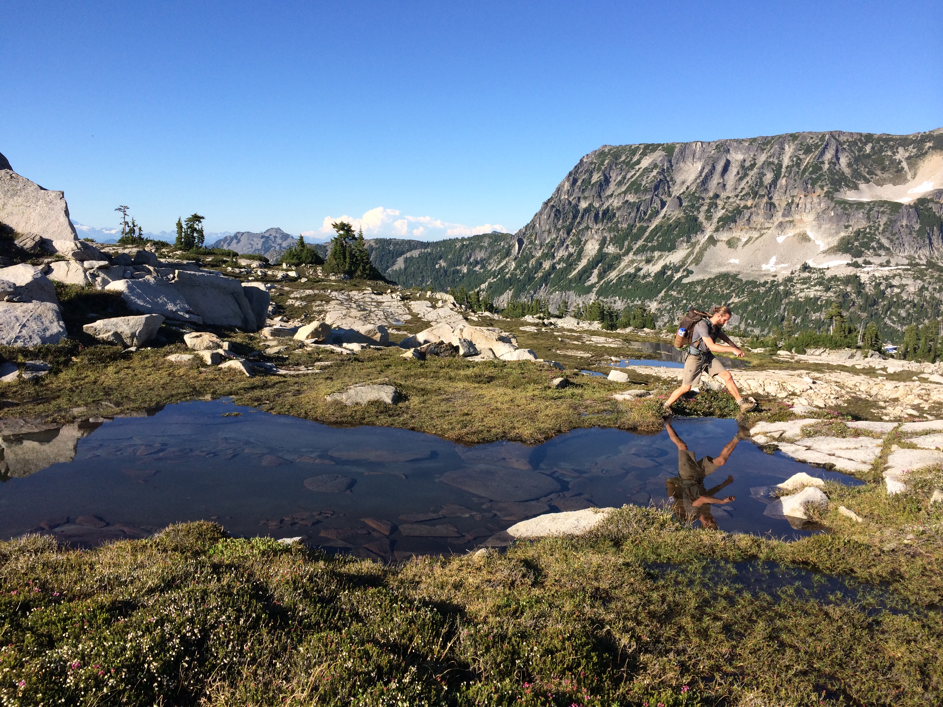 Tank Lakes via Necklace Valley