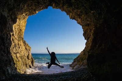 Hike to Terranea Beach Sea Caves, Pelican Cove Parking Lot