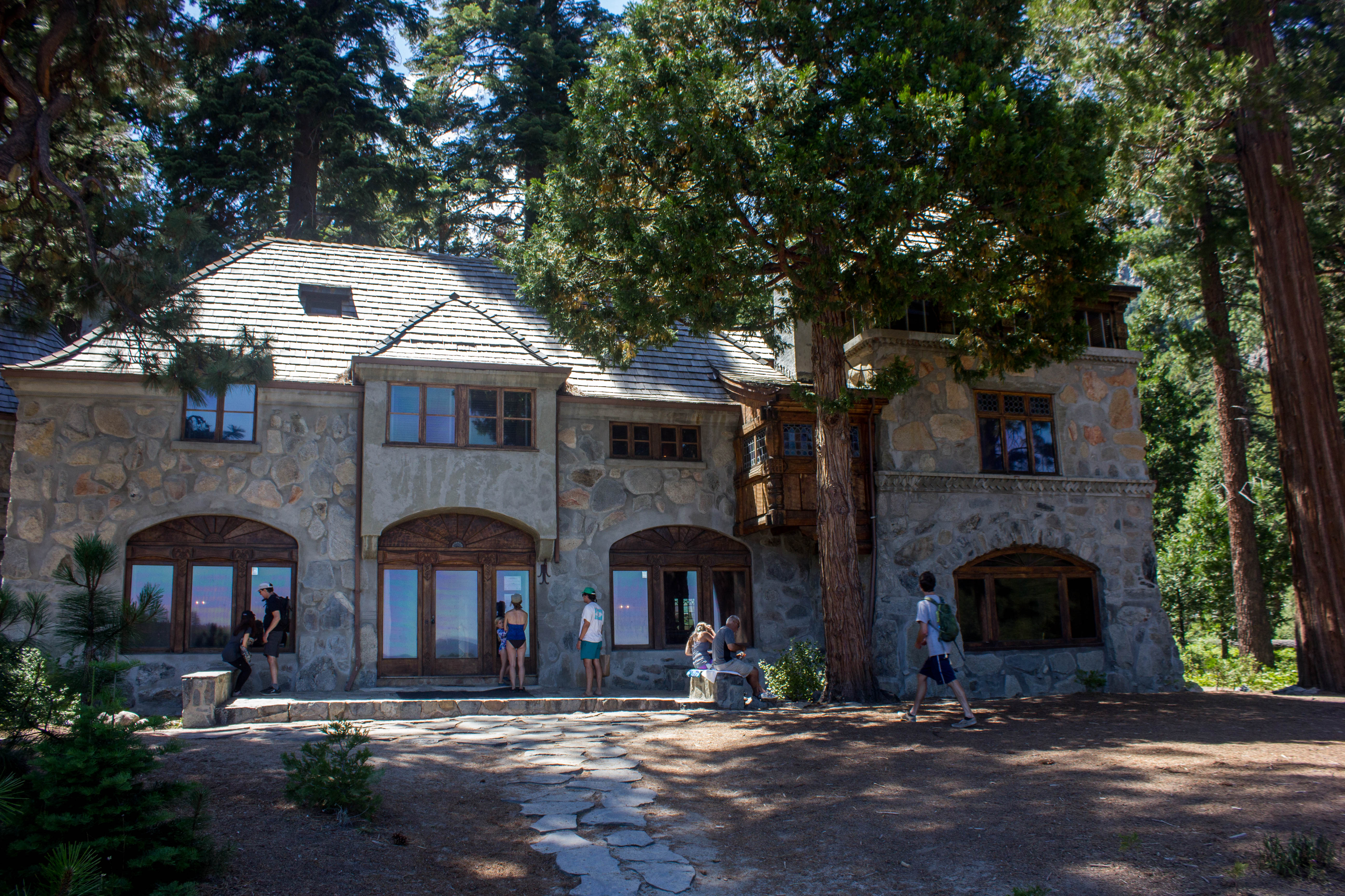 Explore Lake Tahoe's Vikingsholm Castle 
