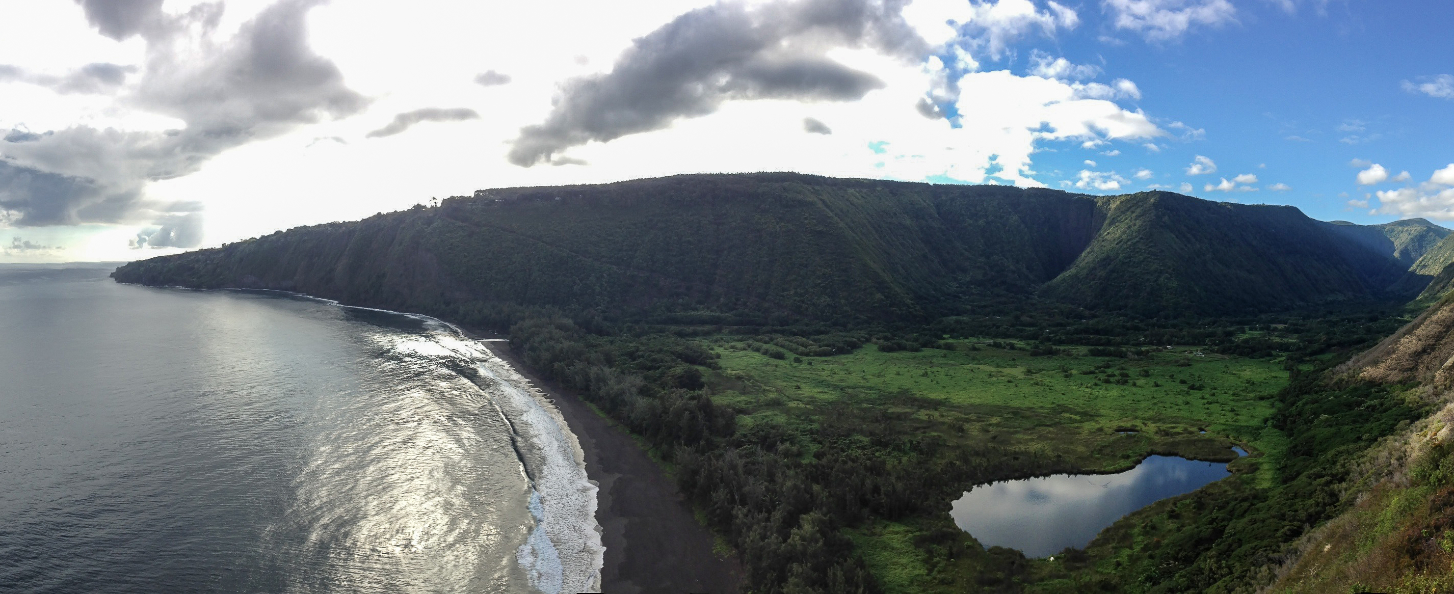 Waimanu Valley via Waipi'o Trail