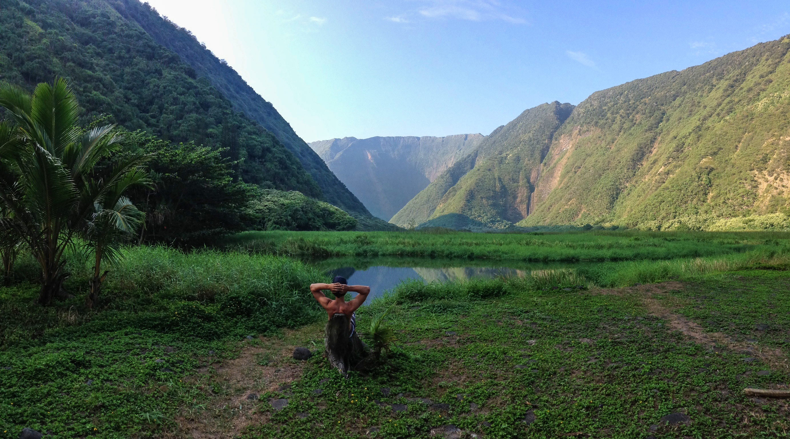 Waimanu Valley via Waipi'o Trail
