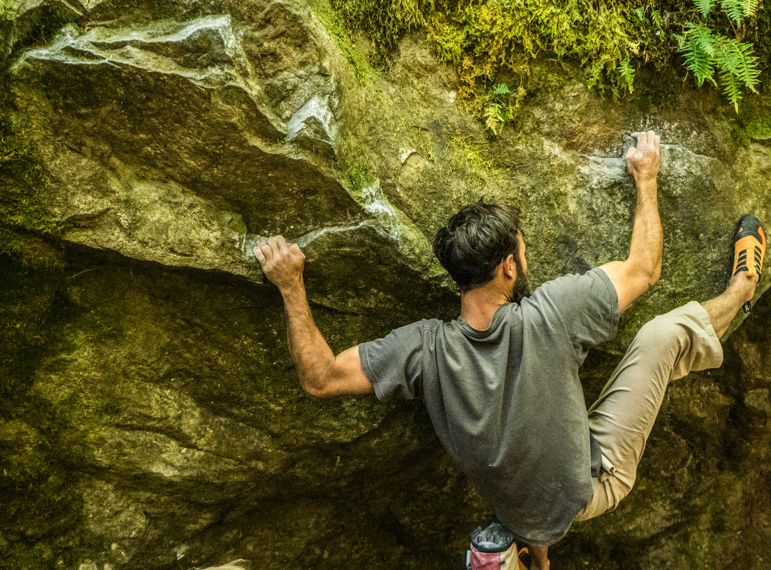 Bouldering on the Siren