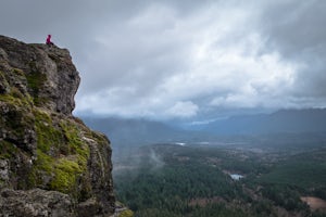 Hike to Rattlesnake Ledge