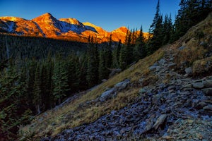 Hike to Arapaho Pass and Lake Dorothy