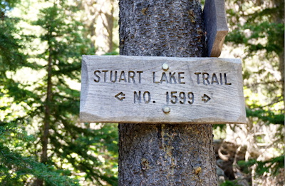 Hike to Lake Stuart