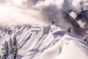 Winter ascent of Trappers Peak
