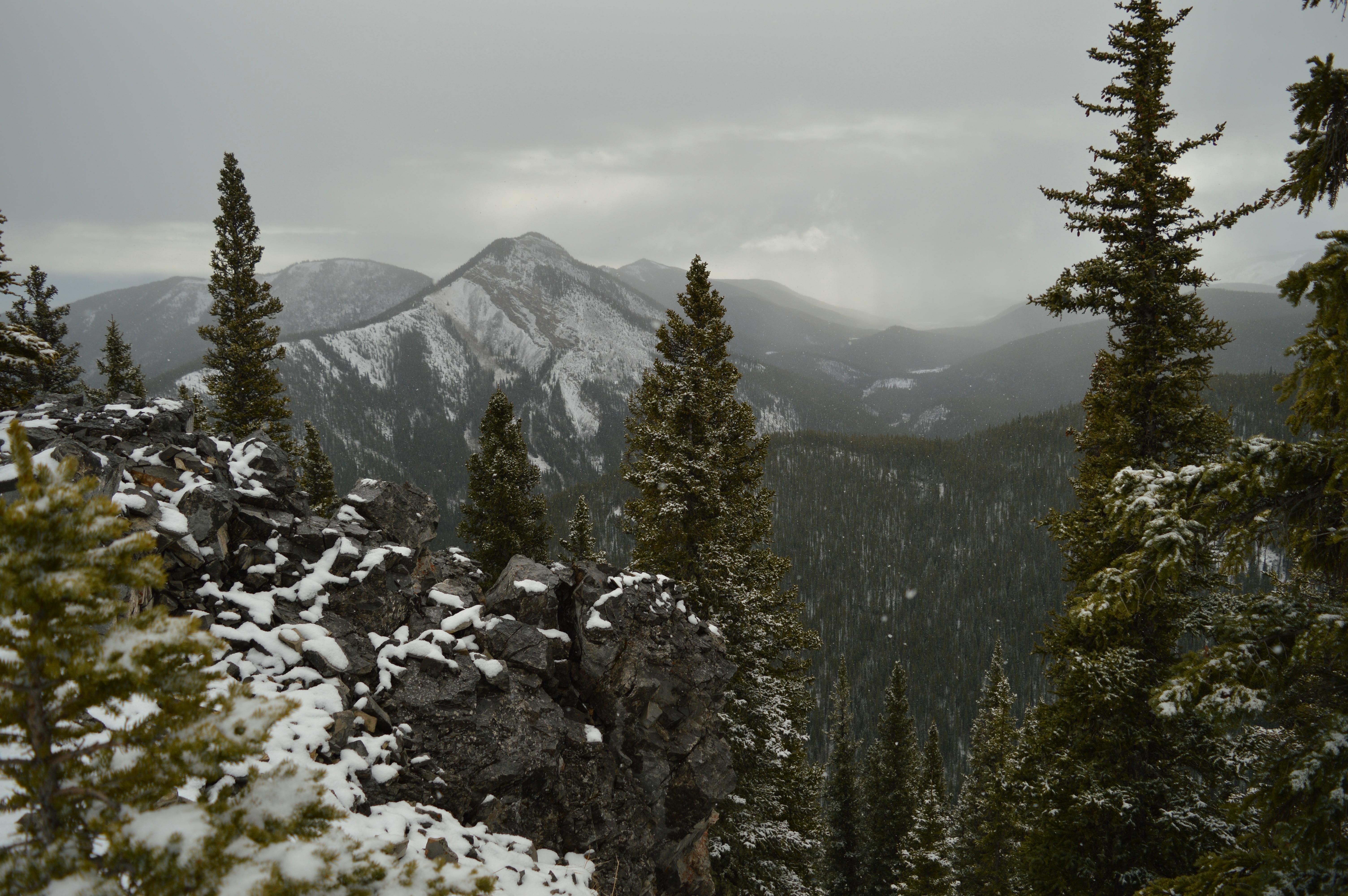 Winter Hike Up Vent's Ridge