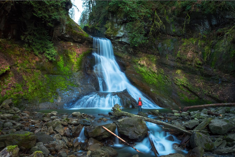 Hike to Racehorse Falls, Deming, Washington