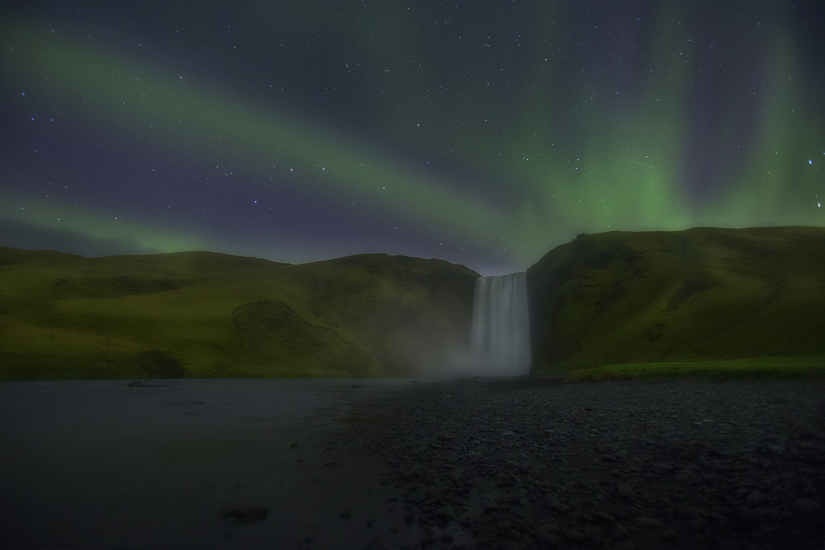 Photograph the Northern Lights at Grotta Lighthouse