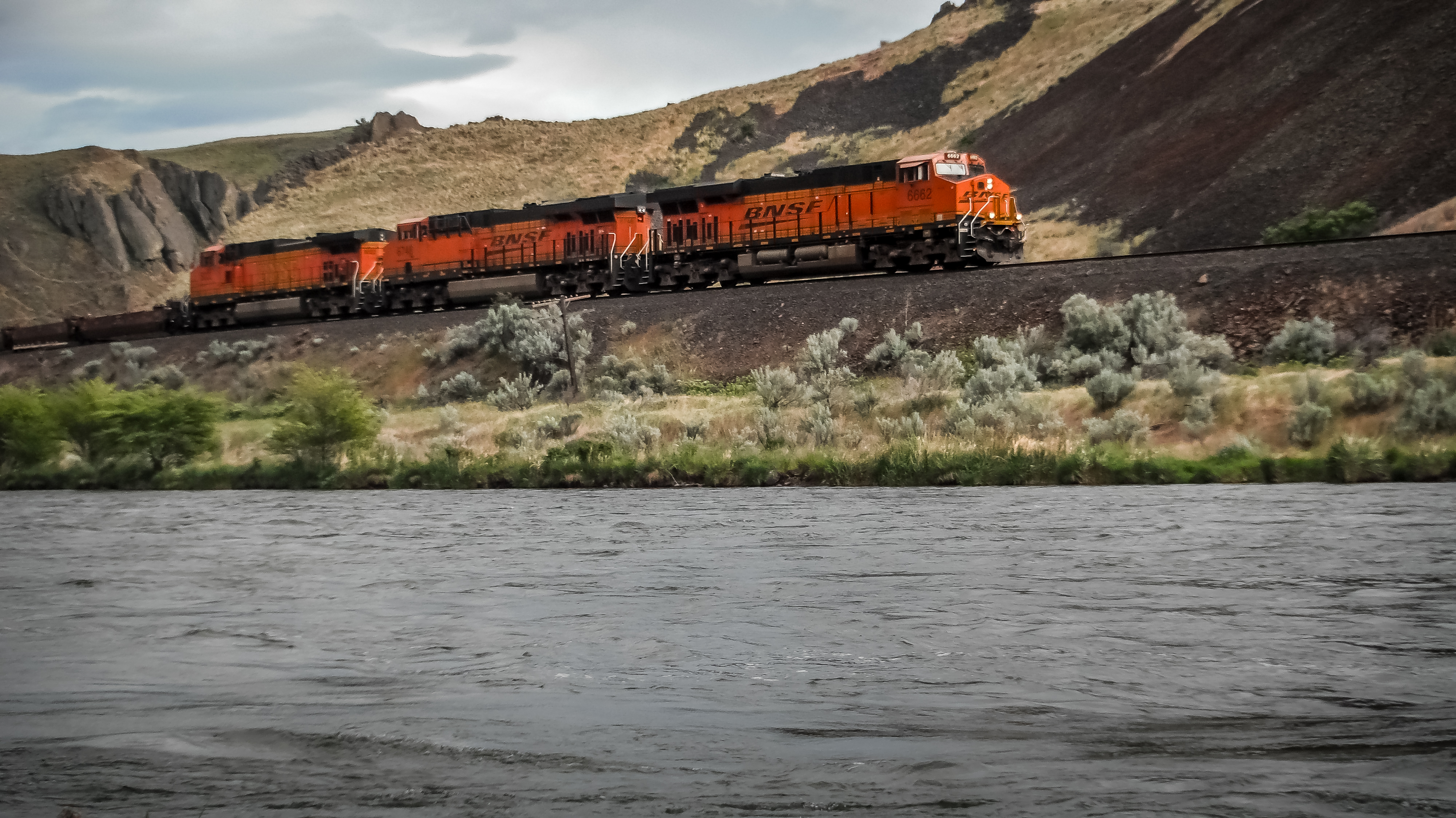 Fly-Fishing the Lower Deschutes River