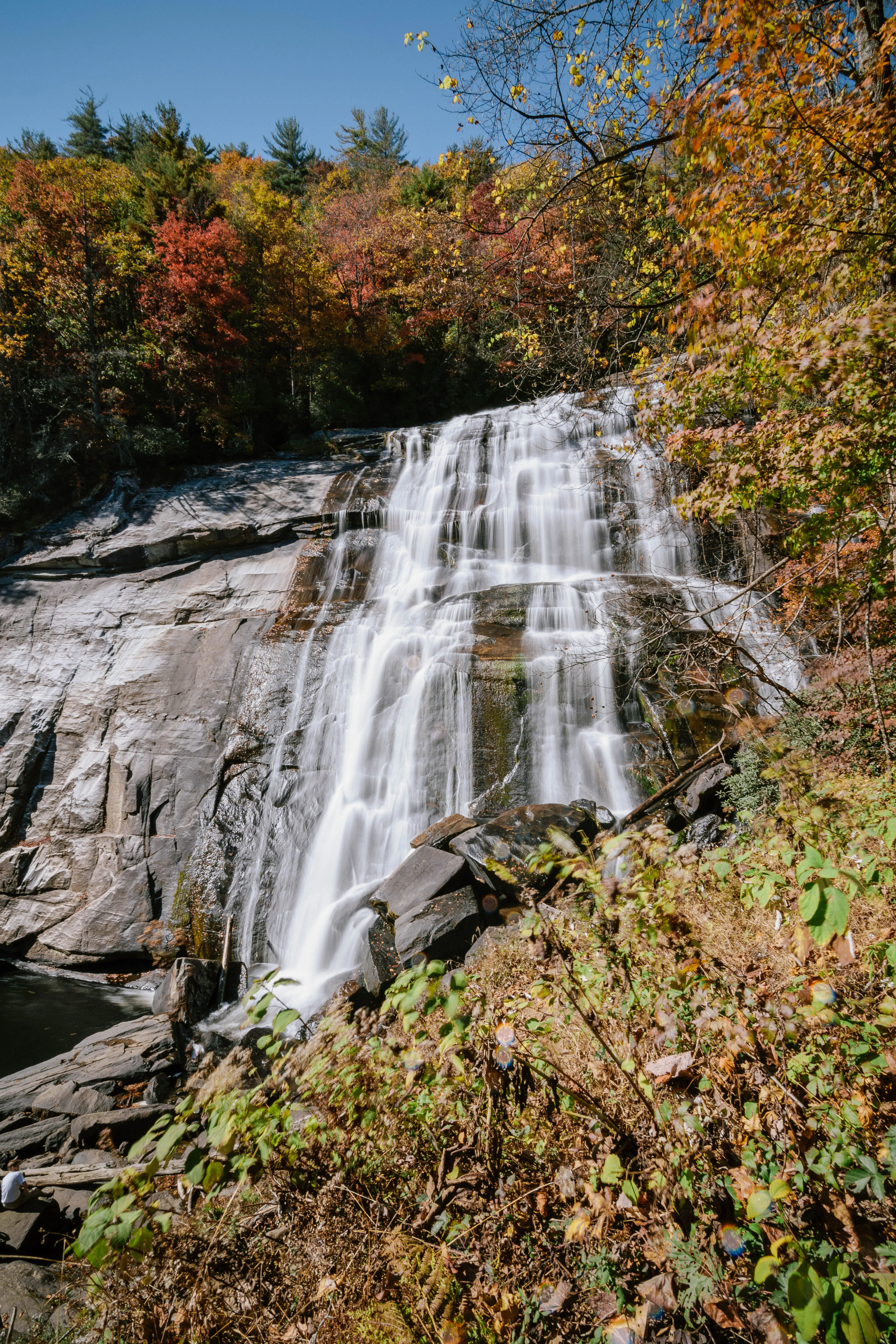 Rainbow Falls and Turtleback Falls in Gorges SP