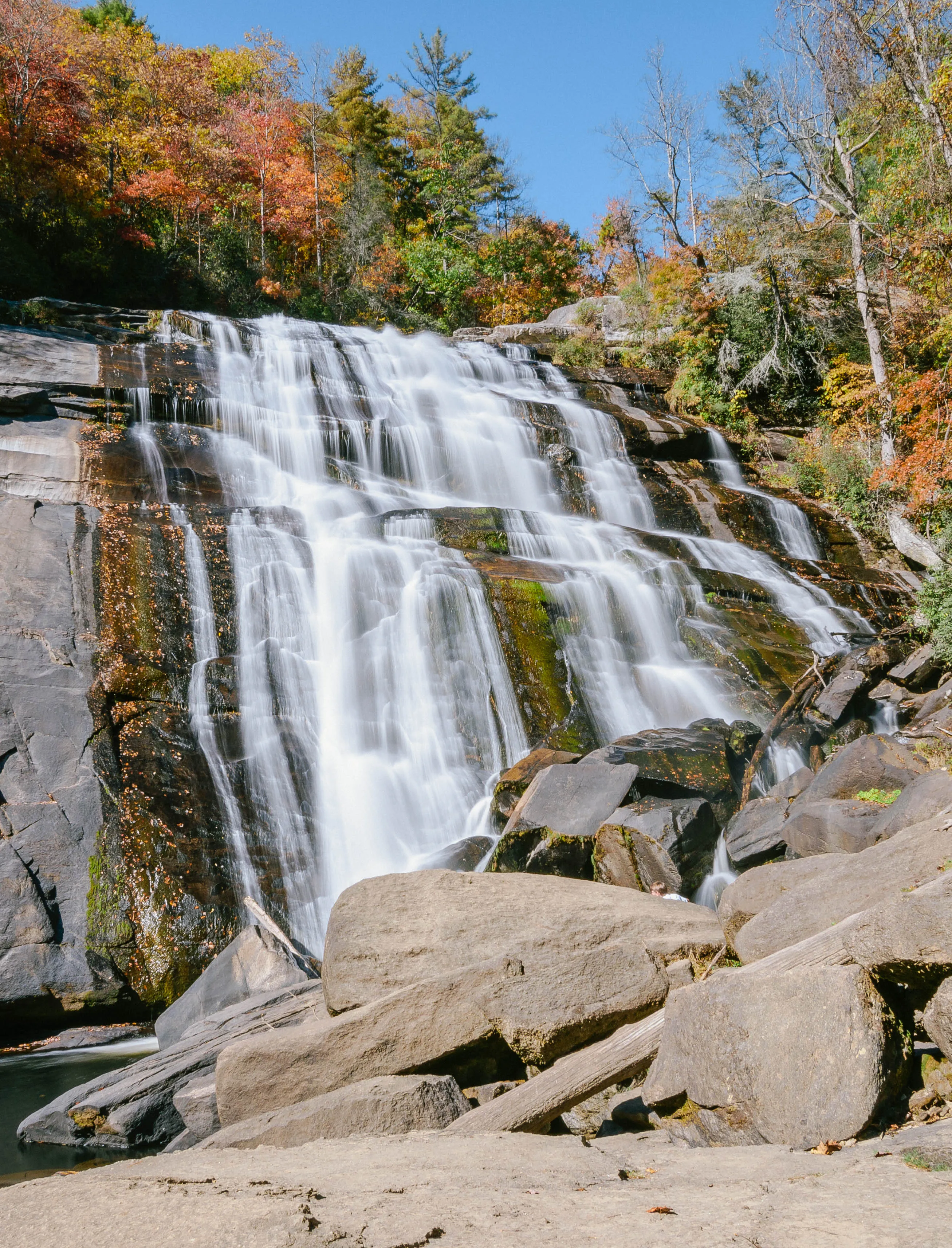 Rainbow Falls and Turtleback Falls in Gorges SP