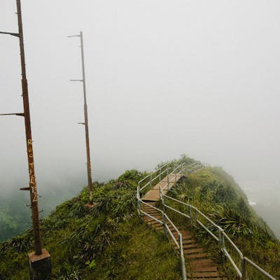 Hike the Haiku Stairs (Stairway To Heaven) 