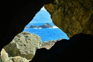 Explore The Hidden Rock Caves At Partington Cove 