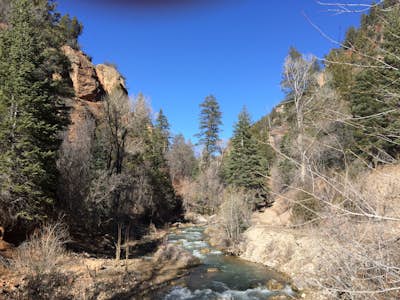 Hike and soak at Fifth Water Hot Springs // Spanish Fork