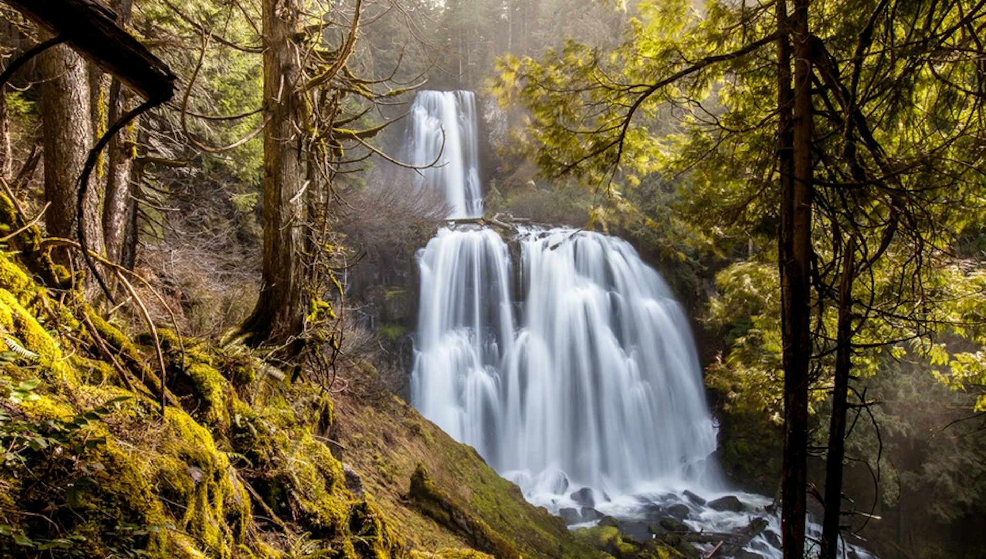 The Best Waterfall Hikes Near Bend Oregon The Best Waterfall Hikes Near Bend Oregon