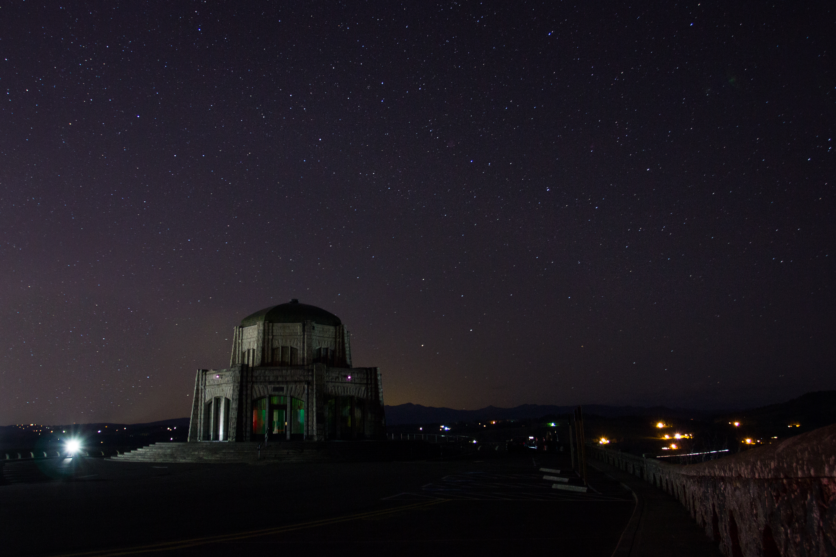 Night Sky Shooting at Vista House