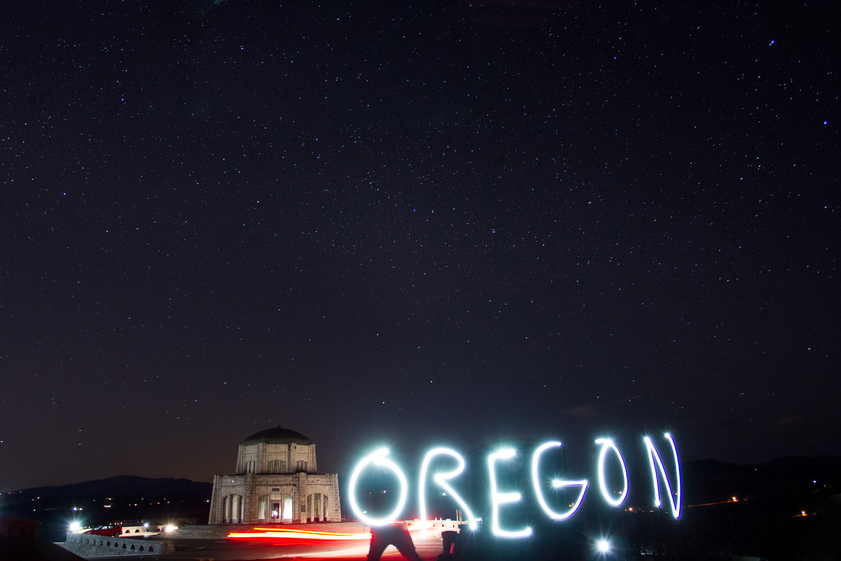 Night Sky Shooting at Vista House