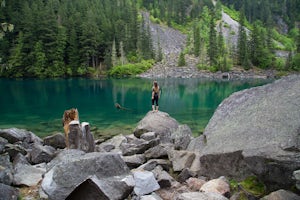 Hike to Lindeman & Greendrop Lakes